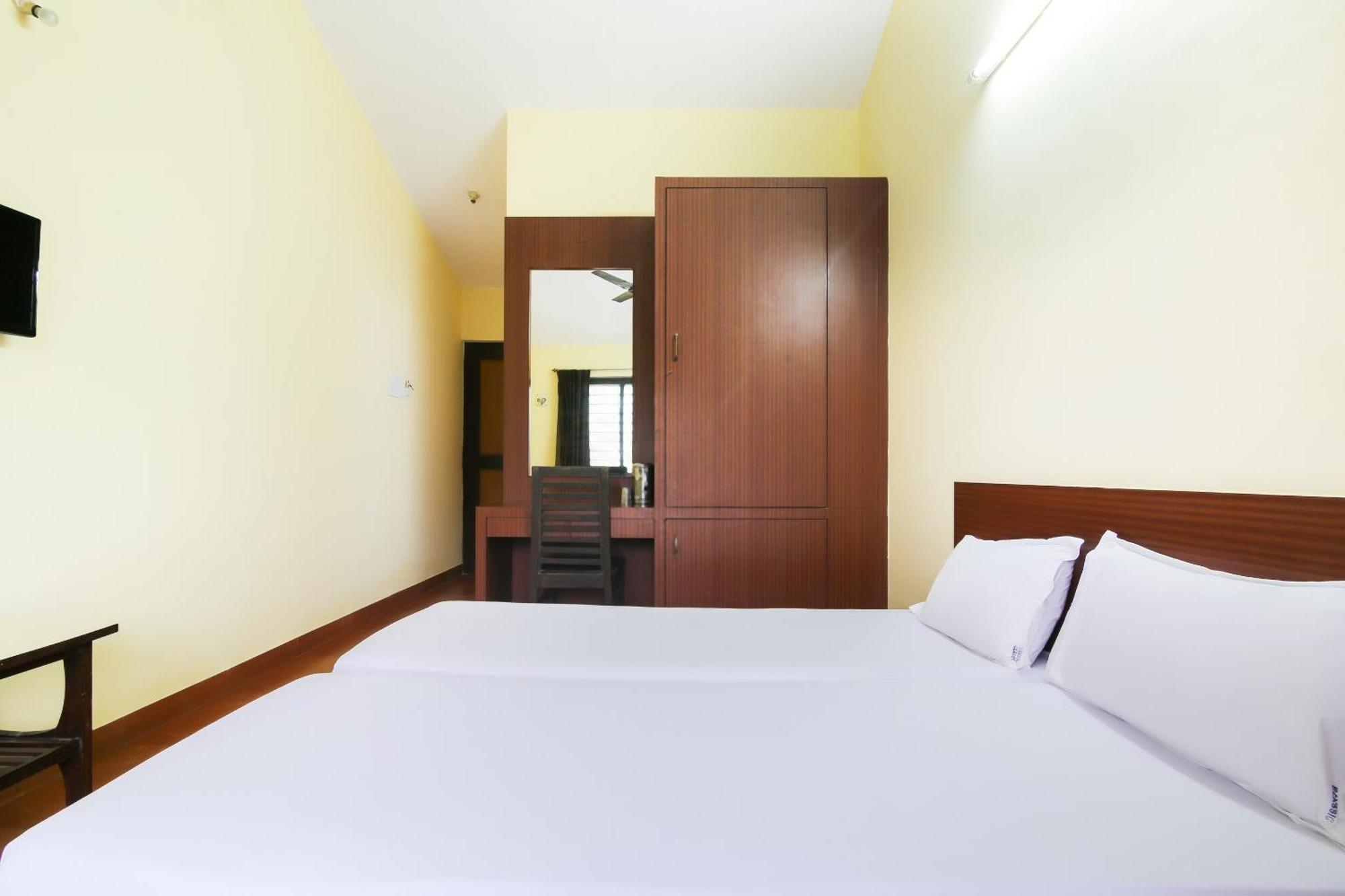 Hotel O Raviraj Classic Cana Exterior foto